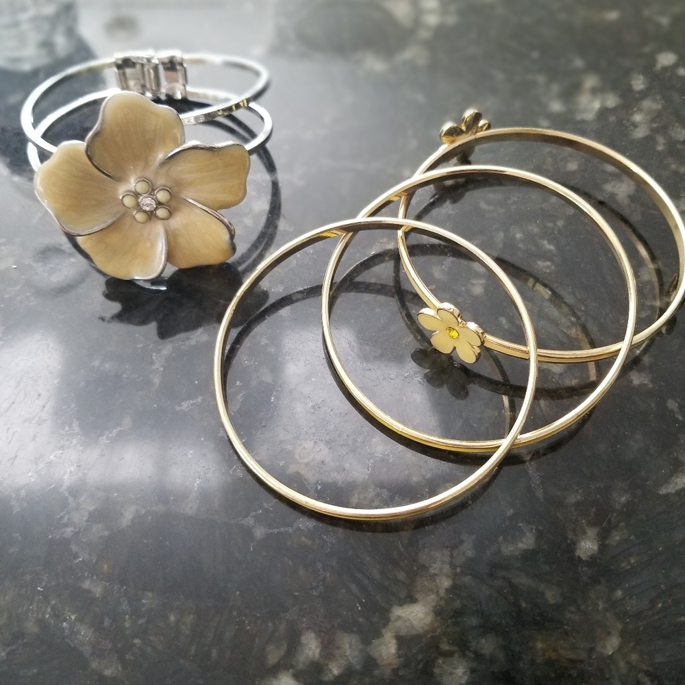 Fun floral bracelets